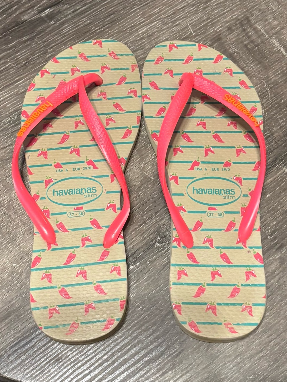 Havaianas Slim Flip Flops Pink Strap with Beige Footbed and Teal Print Size 6